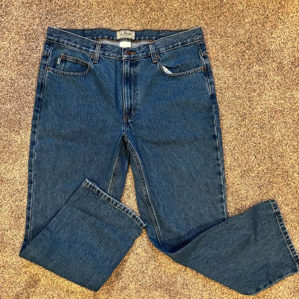 L.L. Bean Standard Fit Denim Jeans Medium Wash 34x28
